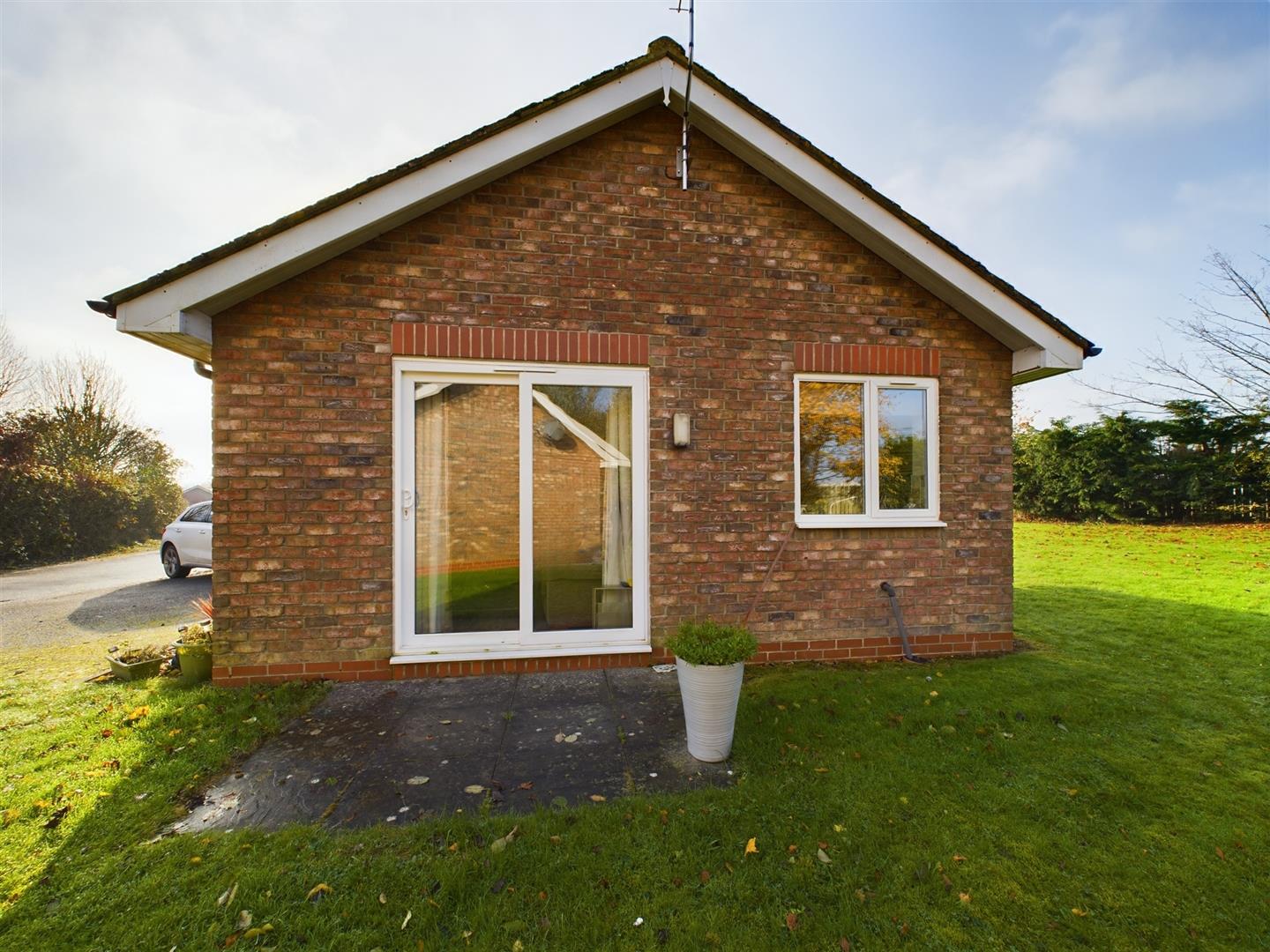 Carnaby Mews, Covert Lane, Carnaby, Bridlington Belts Estate Agents